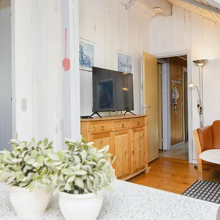 4 Person In Oksbol-by Traum