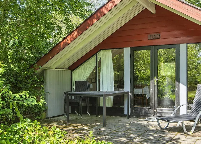 4 Person In Oksbol-by Traum *